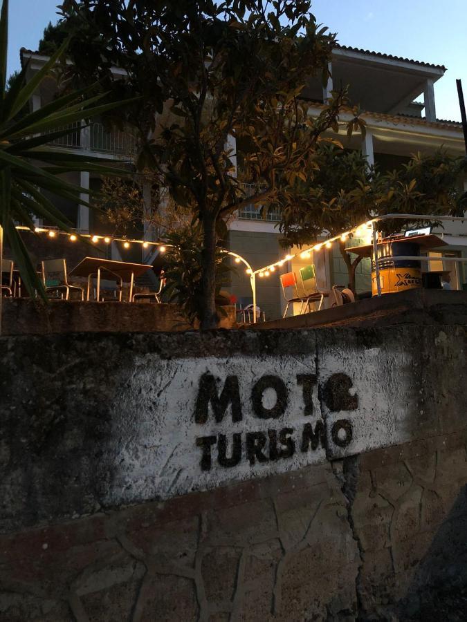 Mototurismo - Alla Scoperta Della Sardegna Sarroch Exteriör bild