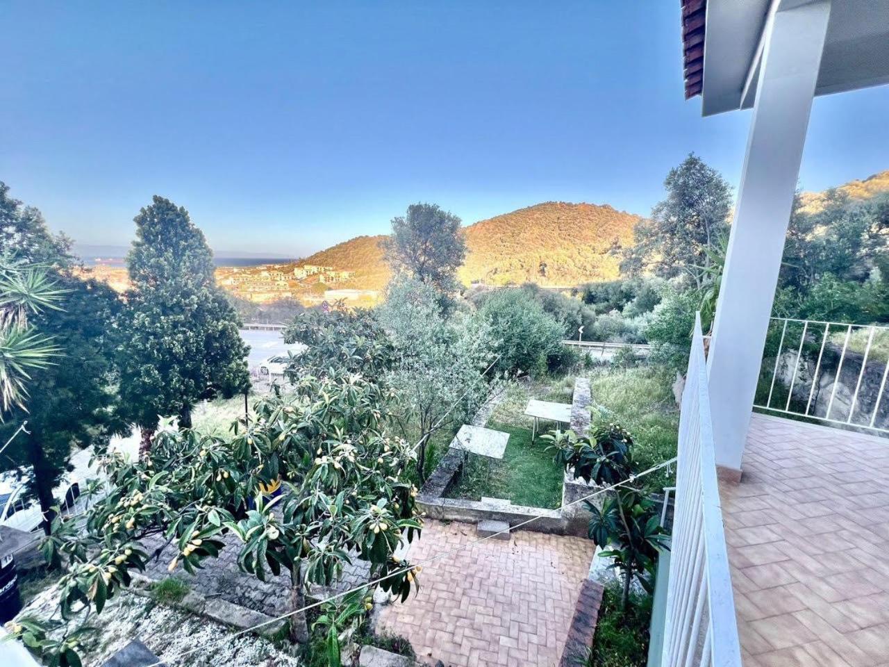 Mototurismo - Alla Scoperta Della Sardegna Sarroch Exteriör bild